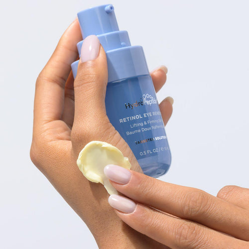 Toepassing van Retinol Eye Renewal op de huid