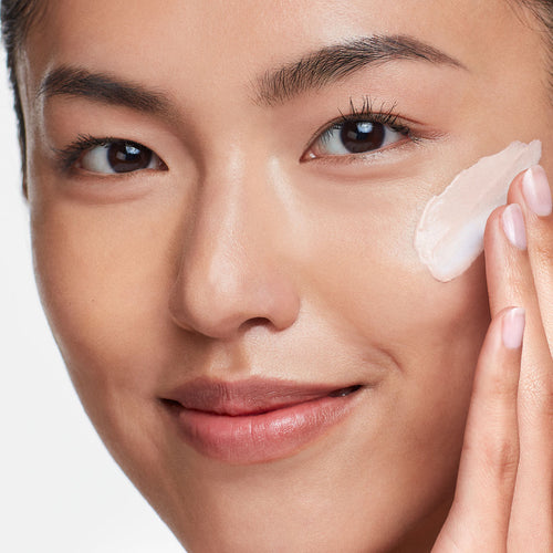 Illustratie bij voordelen van Solar Defense Tinted SPF 30